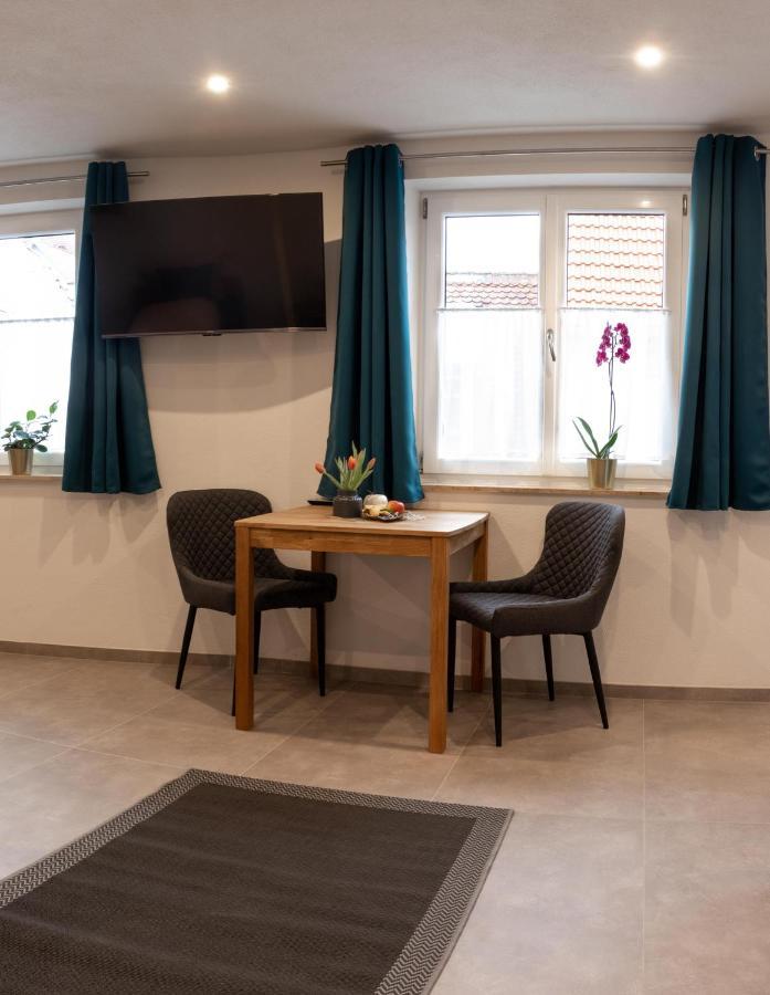 Apartment Alte Raiffeisenkasse Rothenburg Ob Der Tauber Bagian luar foto