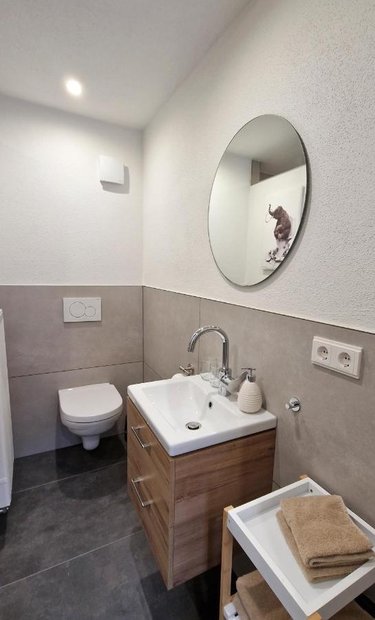 Apartment Alte Raiffeisenkasse Rothenburg Ob Der Tauber Bagian luar foto